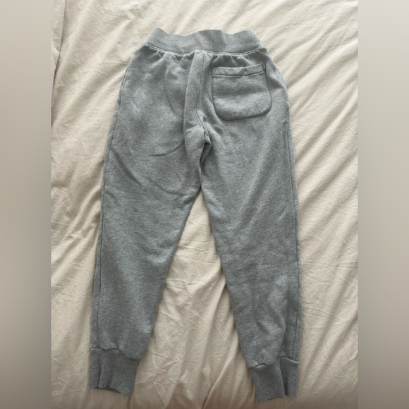 Aritzia TNA Joggers - Picture 3 of 4